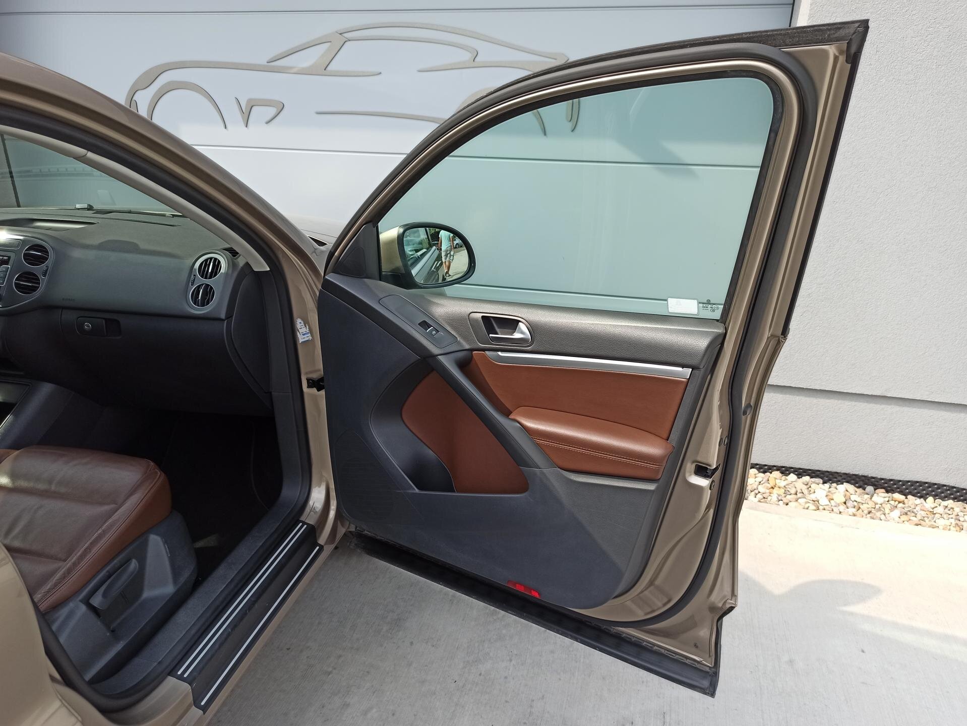 Volkswagen Tiguan SUV 2,0 l 103 kw