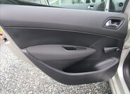 Peugeot 308 Hatchback 1,6 l 66 kw