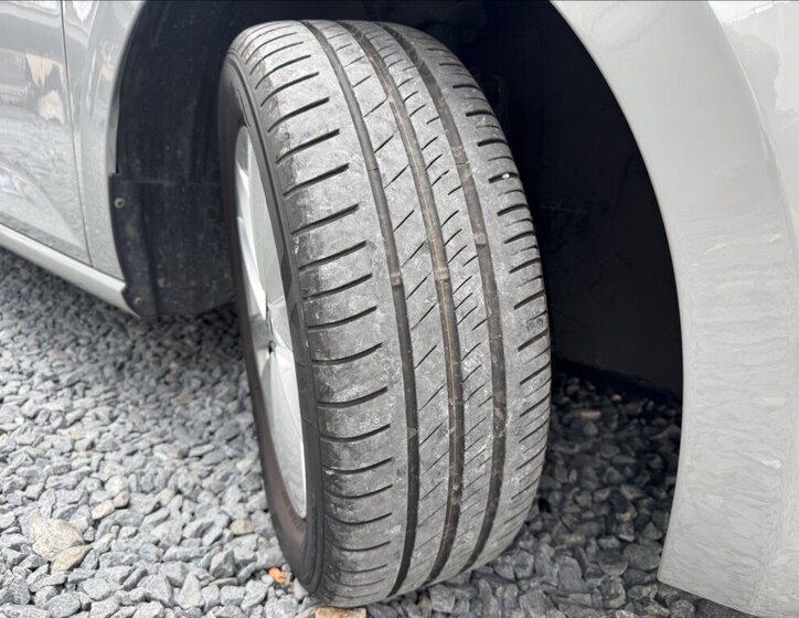 Škoda Scala Hatchback 999,0 81 kw