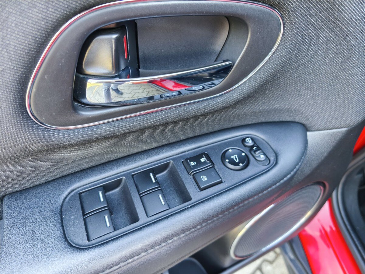 Honda HR-V SUV / Terénní 1,5 l 96 kw