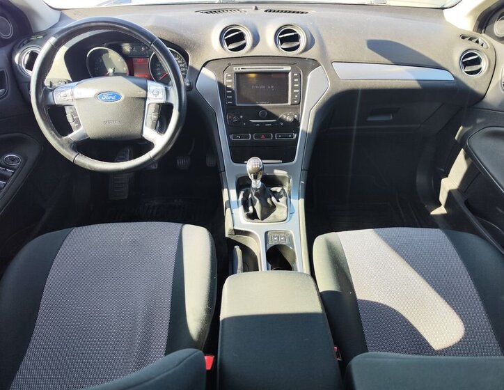 Ford Mondeo Kombi 2,0 l 103 kw