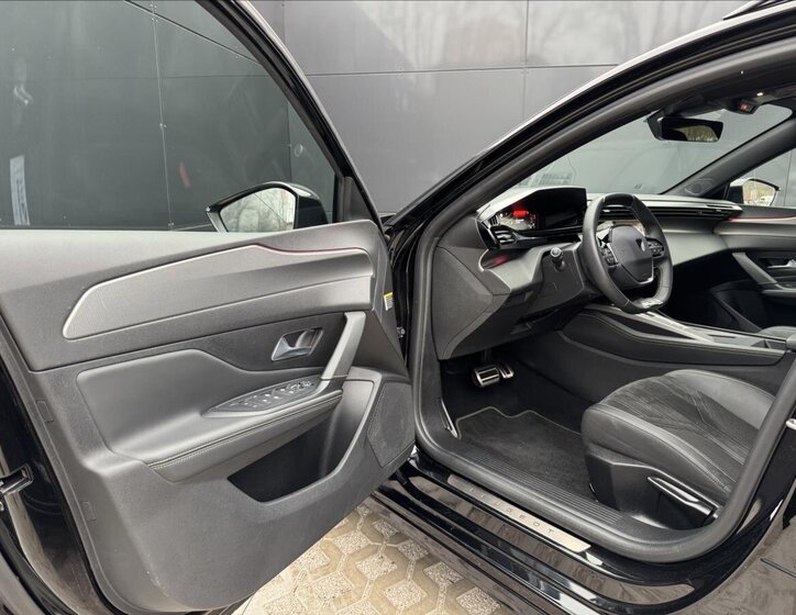 Peugeot 308 Kombi 1,2 l 96 kw