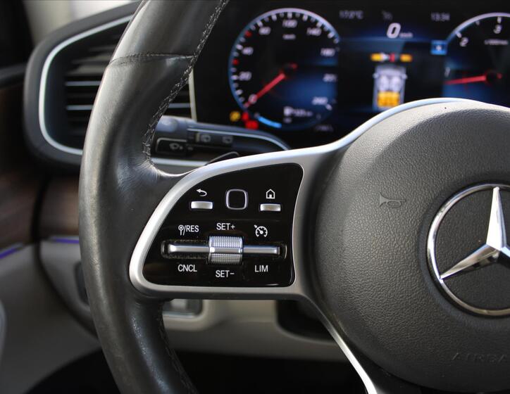 Mercedes-Benz GLE 16