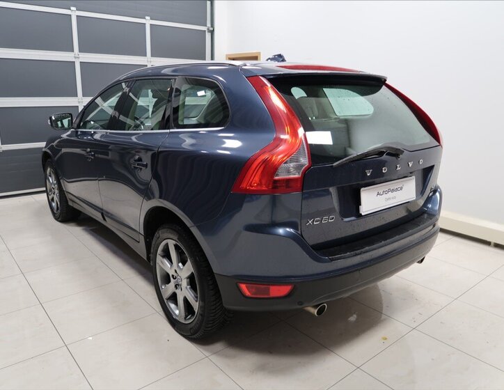 Volvo XC60 6