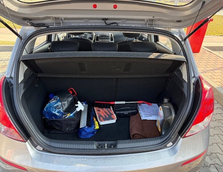 Hyundai i20 Hatchback 1,2 l 62 kw