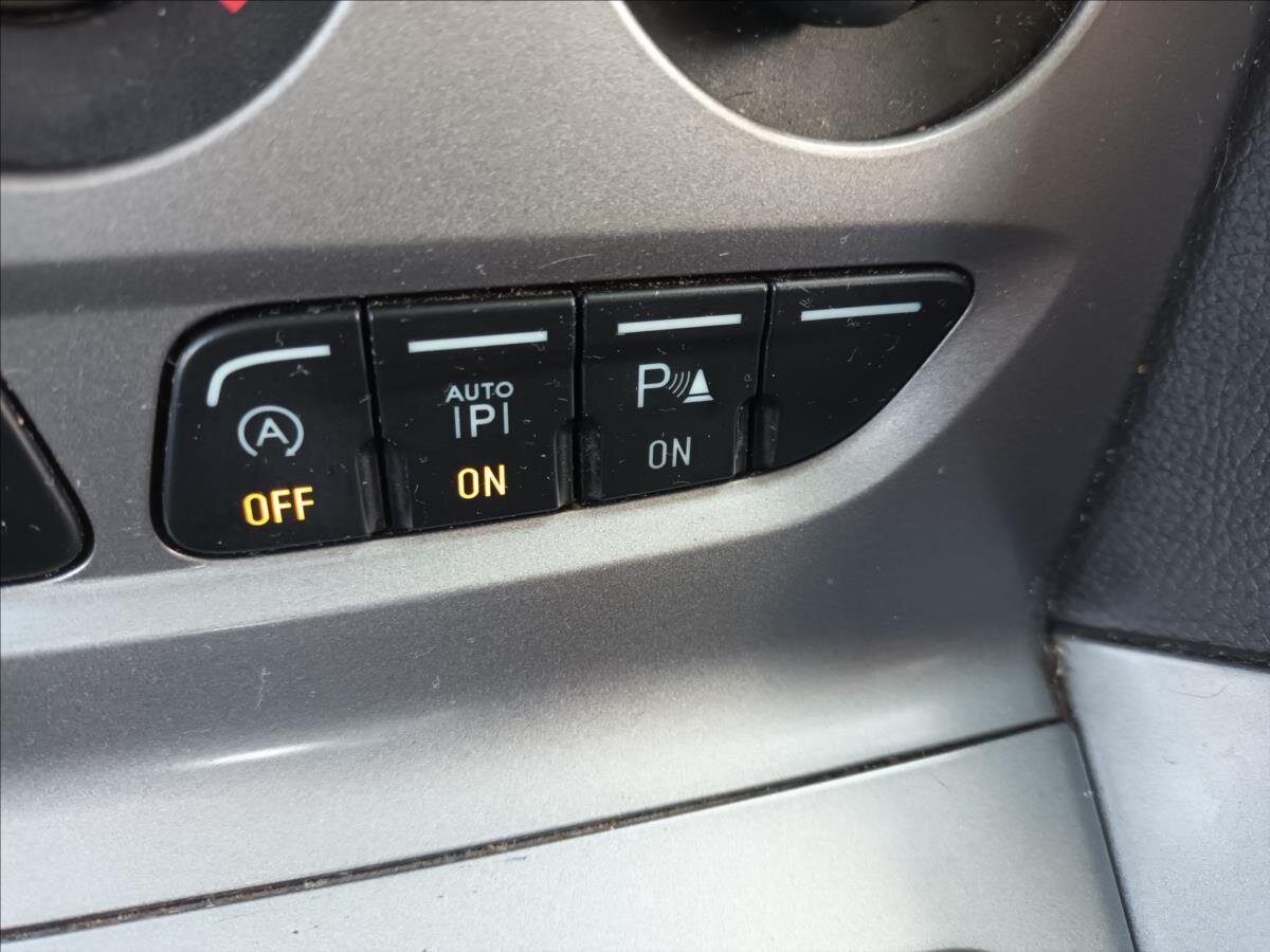 Ford Focus Kombi 998,0 92 kw