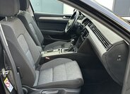 Volkswagen Passat Kombi 1,5 l 110 kw