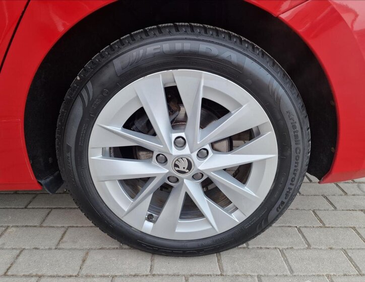 Škoda Octavia Liftback 1,5 l 110 kw