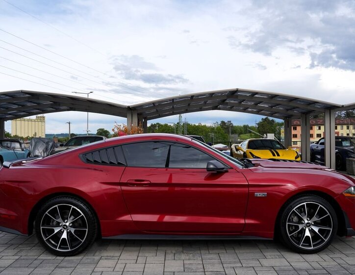 Ford Mustang Kupé 2,3 l 265 kw