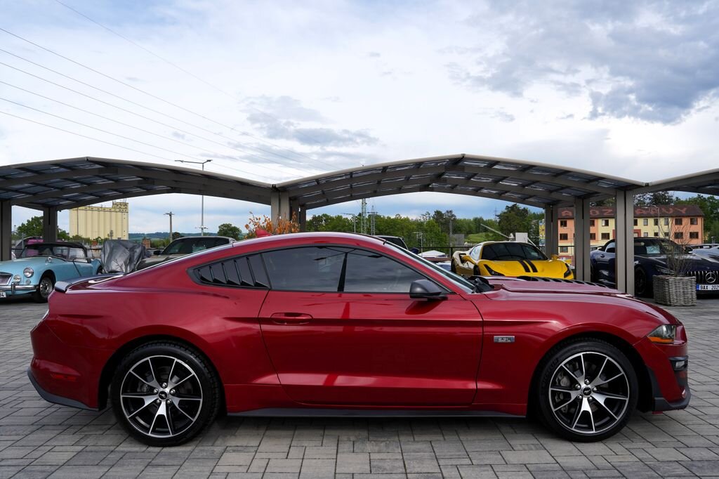 Ford Mustang Kupé 2,3 l 265 kw