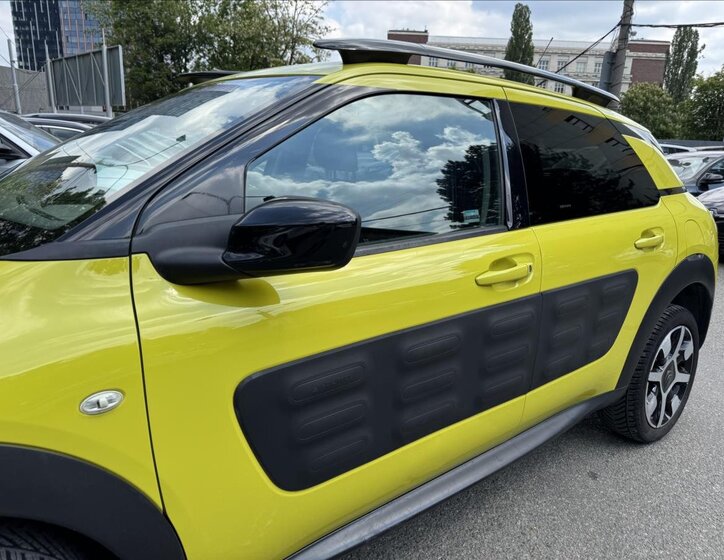 Citroën C4 Cactus Hatchback 1,6 l 73 kw