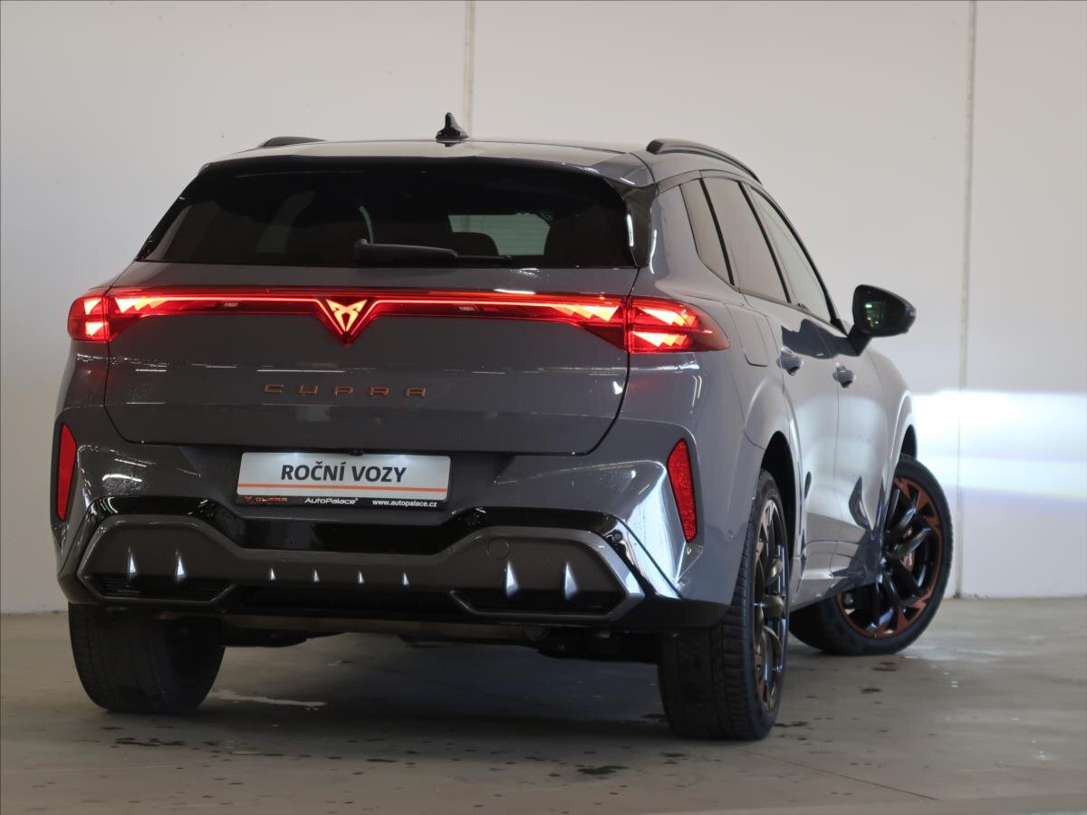 Cupra Terramar SUV / Terénní 2,0 l 195 kw