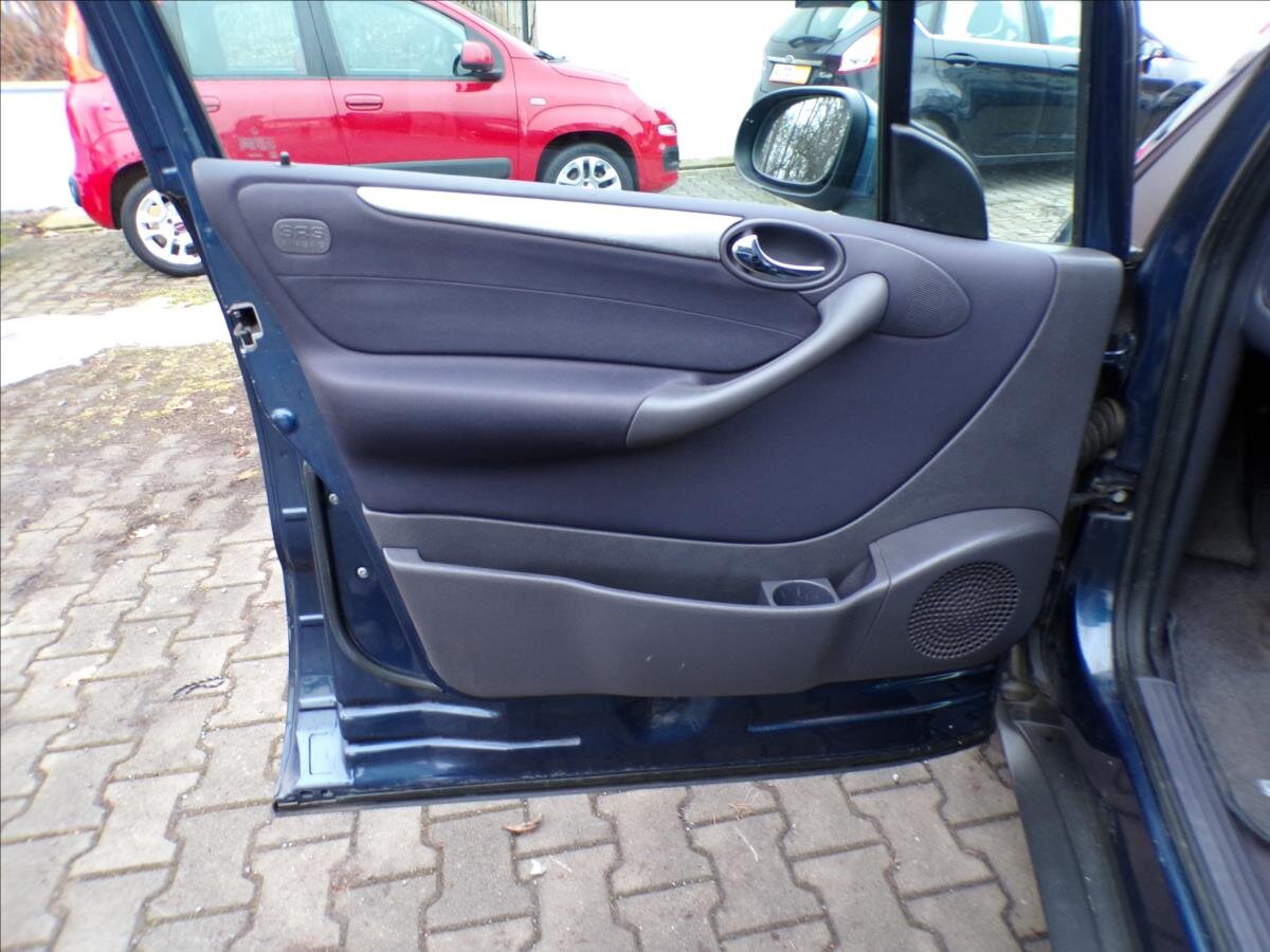 Mercedes-Benz Třídy A Kombi 1,6 l 75 kw