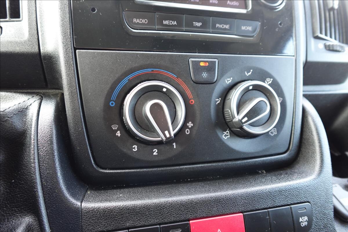 Opel Movano Ostatní 2,2 l 121 kw