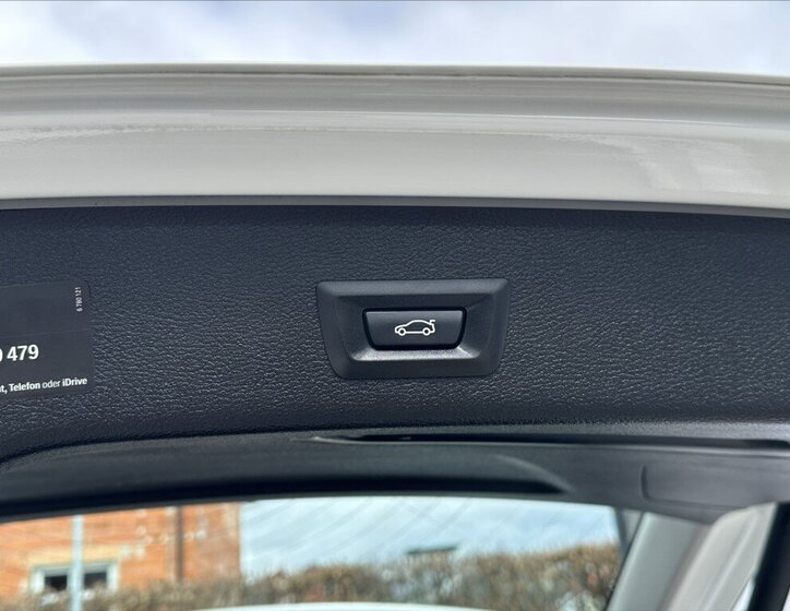 BMW X3 SUV / Terénní 2,0 l 180 kw