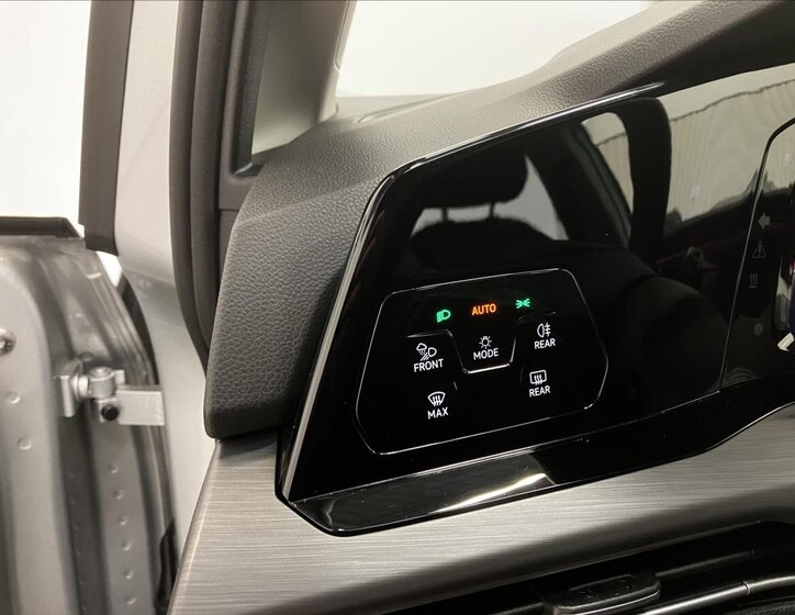 Volkswagen Golf Kombi 1,5 l 110 kw