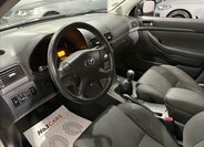 Toyota Avensis Liftback 1,8 l 95 kw