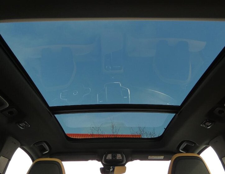 Volvo XC90 SUV / Terénní 2,0 l 173 kw