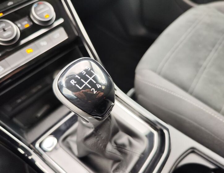 Volkswagen Touran 26