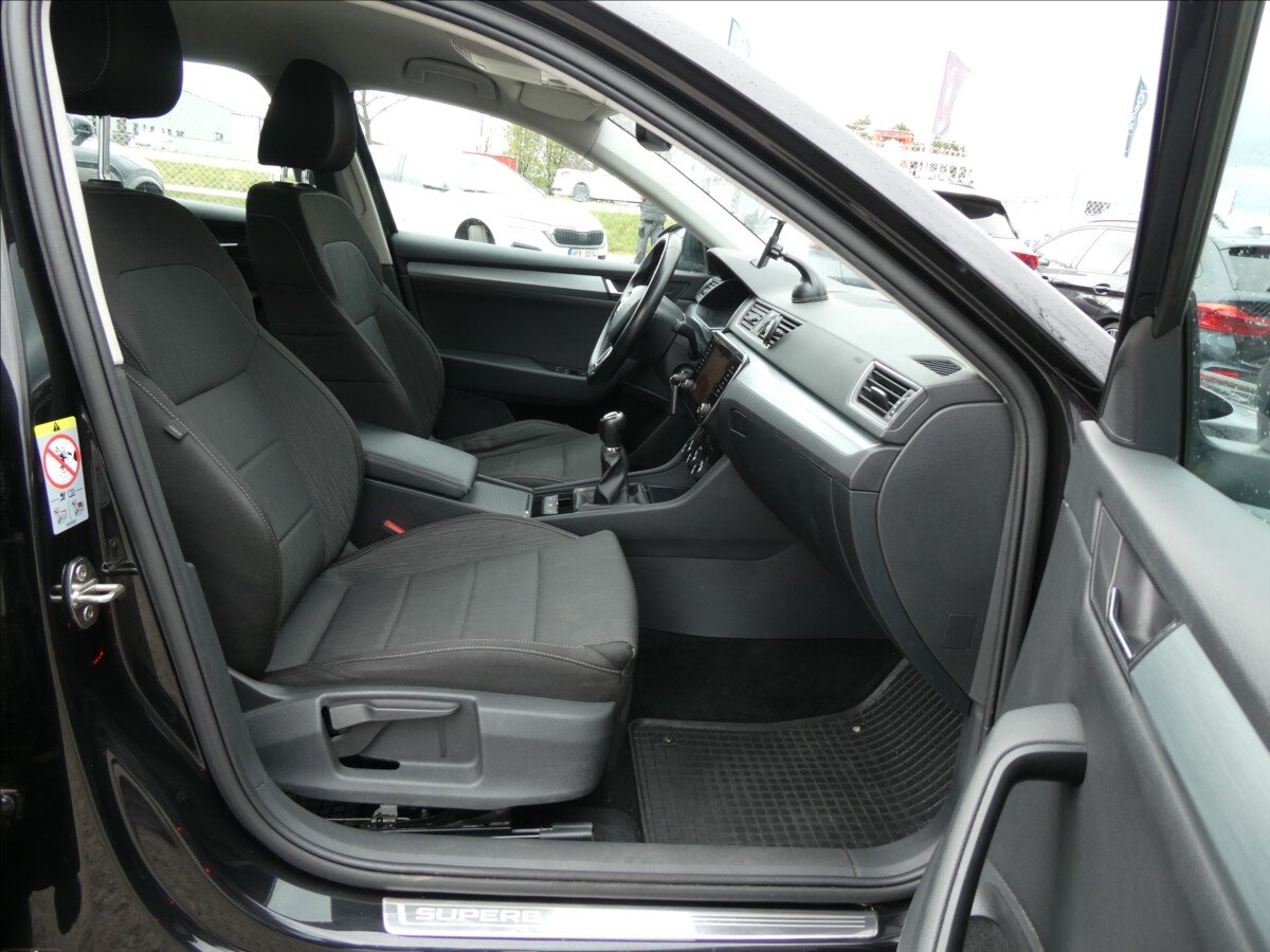 Škoda Superb Kombi 1,6 l 88 kw