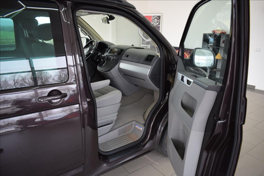 Volkswagen California VAN / Minibus 2,0 l 132 kw