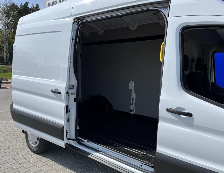 Ford Transit 4