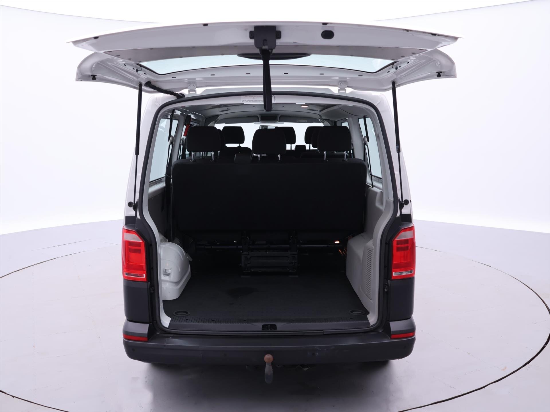 Volkswagen Transporter Kombi 2,0 l 110 kw