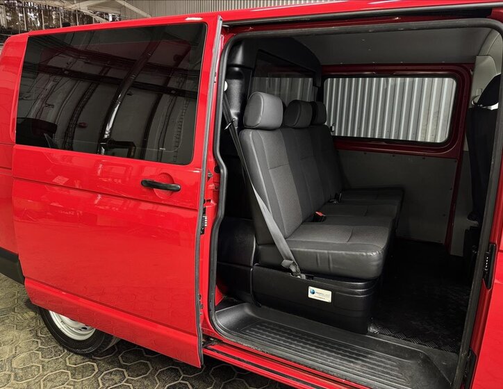 Volkswagen Transporter 27