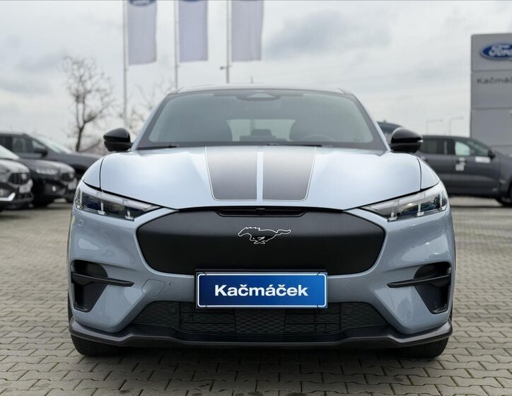 Ford Mustang Mach-E Hatchback 0,0 358 kw