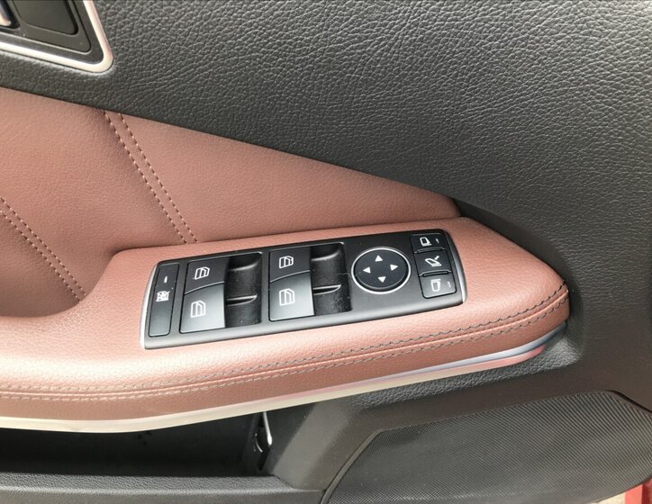 Mercedes-Benz Třídy E Kombi 2,1 l 100 kw