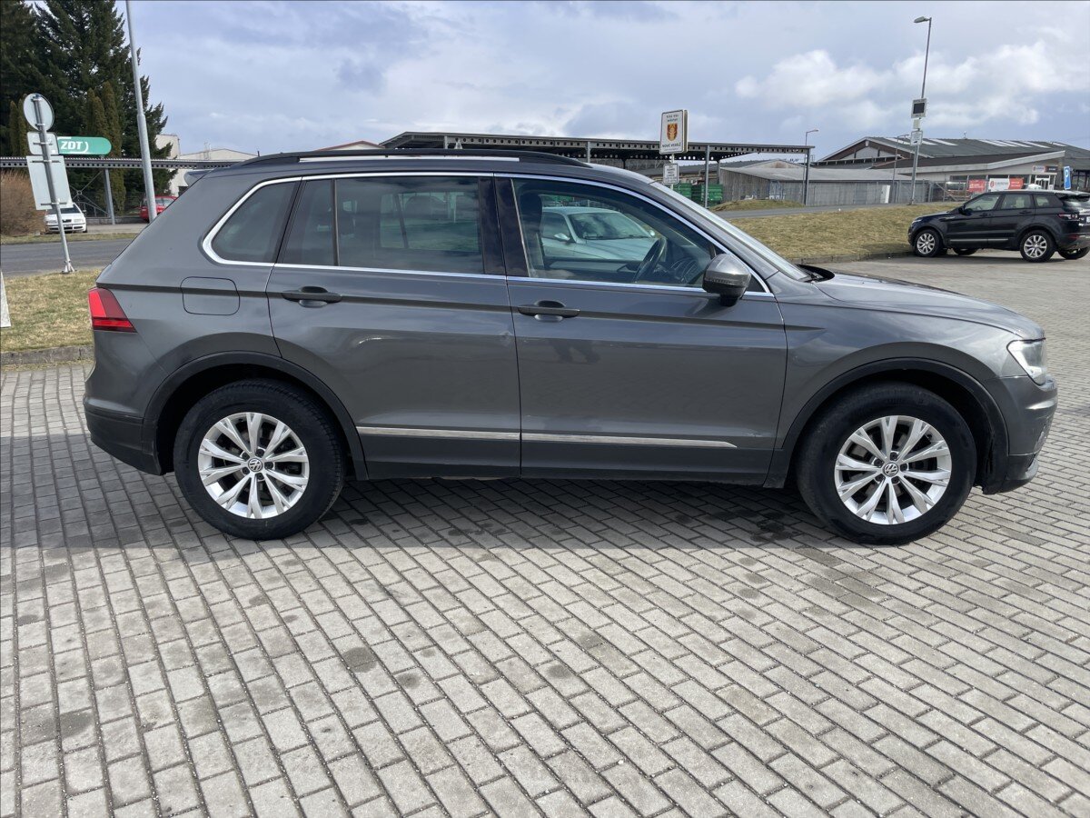 Volkswagen Tiguan SUV / Terénní 2,0 l 110 kw