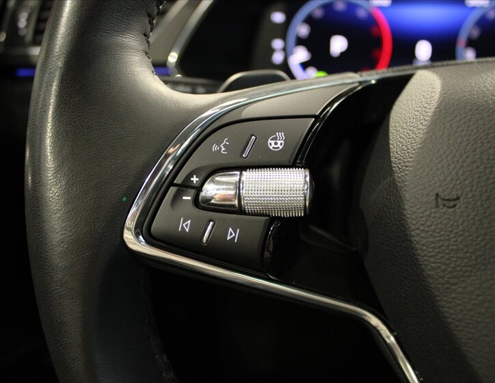 Škoda Superb Ostatní 2,0 l 110 kw