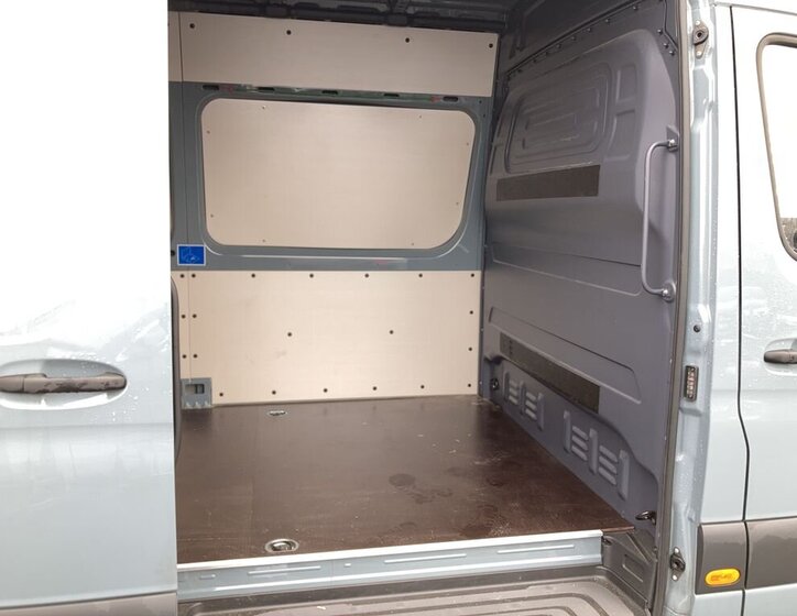 Mercedes-Benz Sprinter Skříň 2,0 l 110 kw