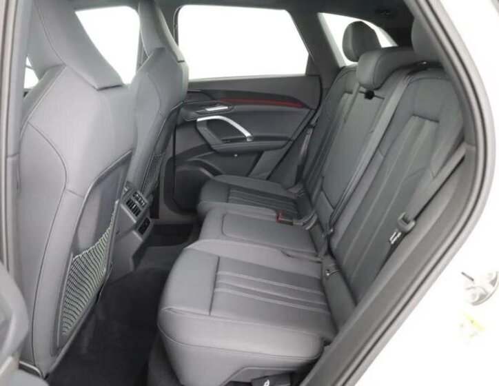 Audi Q5 SUV 2,0 l 150 kw