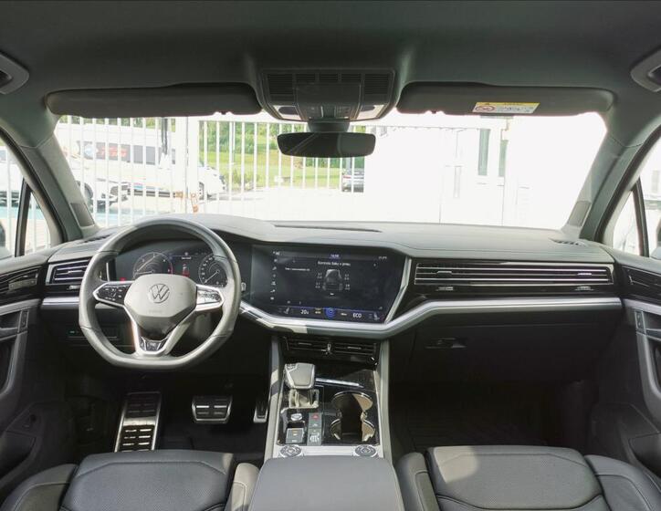 Volkswagen Touareg 10