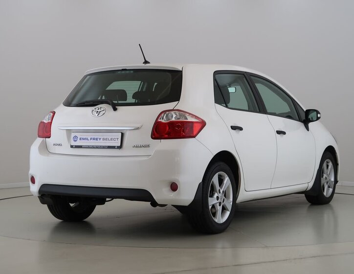 Toyota Auris Hatchback 1,6 l 97 kw
