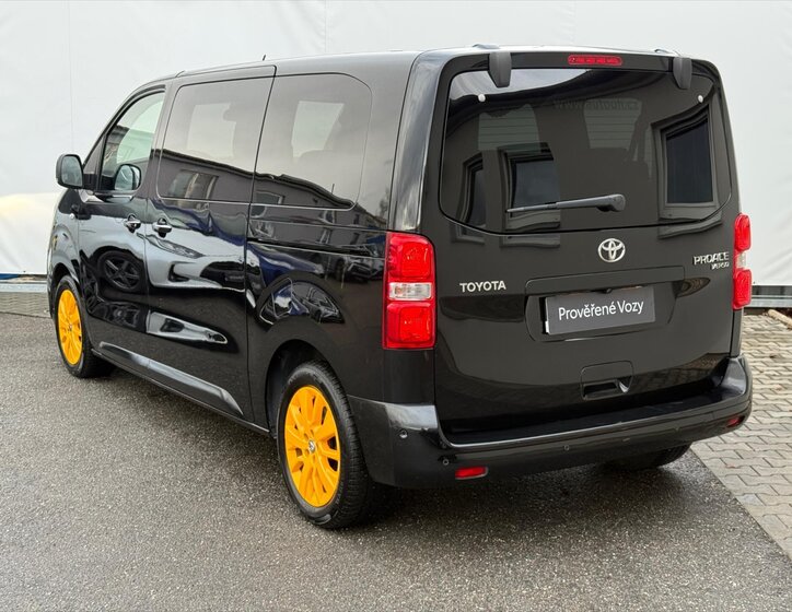 Toyota ProAce VAN-Minibus 2,0 l 130 kw