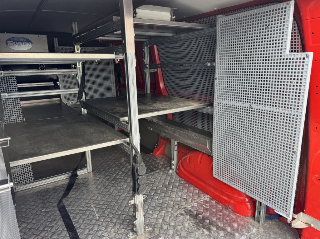 Volkswagen Transporter Skříň 2,0 l 110 kw