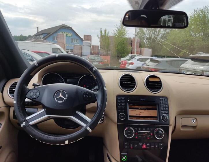 Mercedes-Benz Třídy M 7