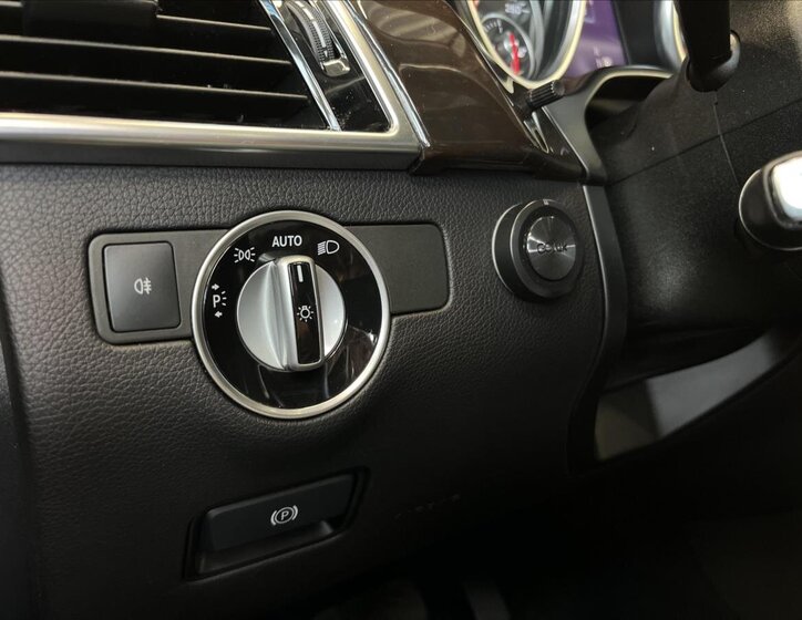 Mercedes-Benz GLS 11