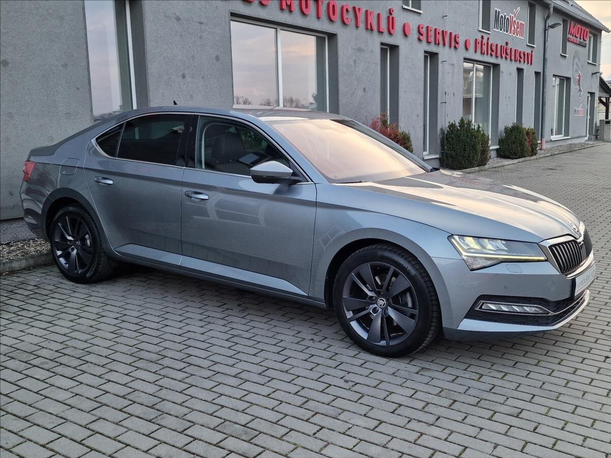 Škoda Superb