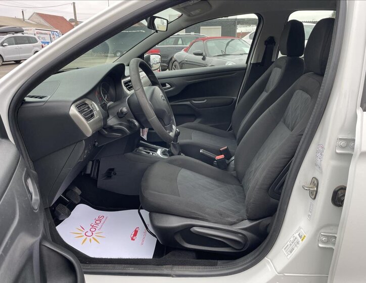 Citroën C-Elysée Sedan / Limuzína 1,2 l 61 kw