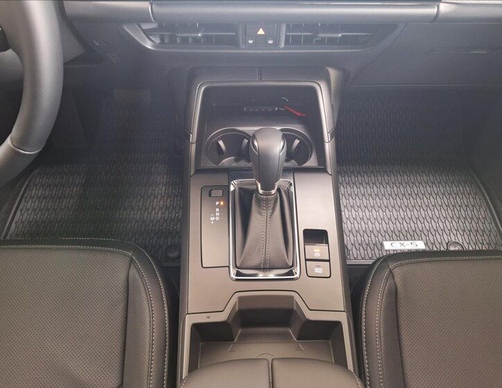 Mazda CX-5 SUV / Terénní 2,5 l 104 kw