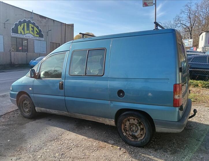 Peugeot Expert 6
