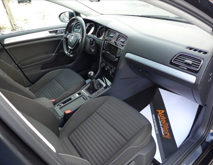 Volkswagen Golf Hatchback 1,2 l 81 kw