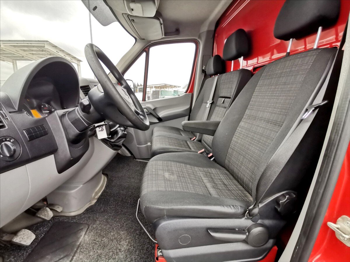 Mercedes-Benz Sprinter Skříň 2,1 l 95 kw