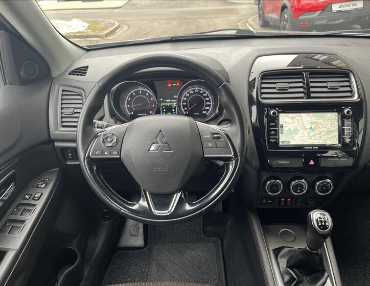 Mitsubishi ASX SUV / Terénní 1,6 l 86 kw