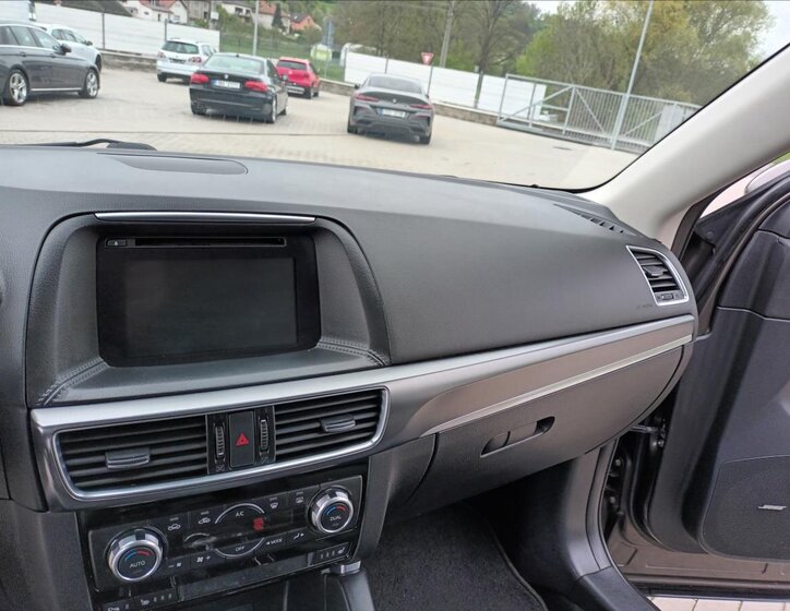 Mazda CX-5 SUV / Terénní 2,2 l 129 kw