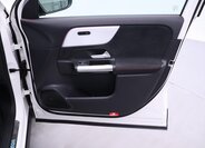 Mercedes-Benz EQA 14