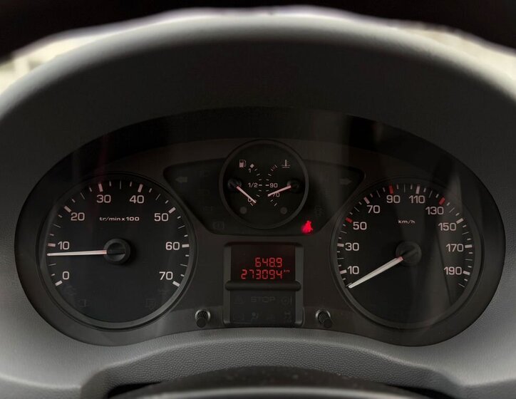 Peugeot Expert MPV 2,0 l 88 kw